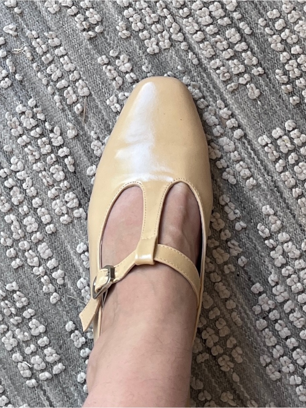 Classic T-Strap Women’s Flats in Yellow Beige 9.5 NWOT